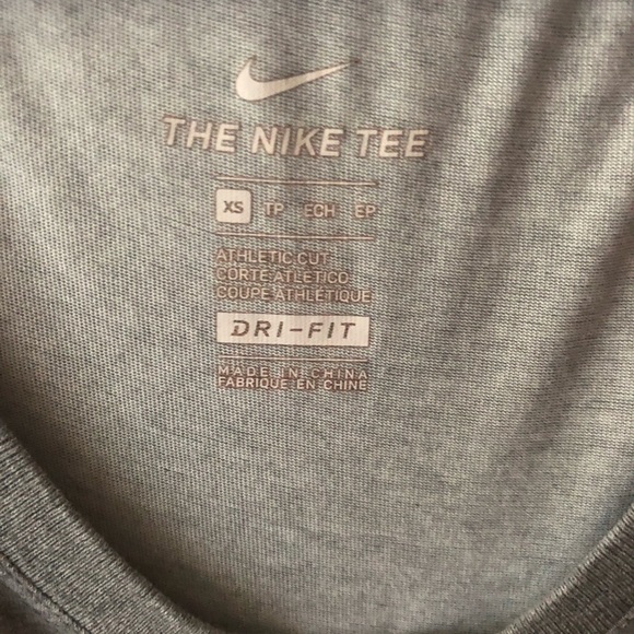 Nike Women’s Dri-Fit Top XS - Picture 2 of 2